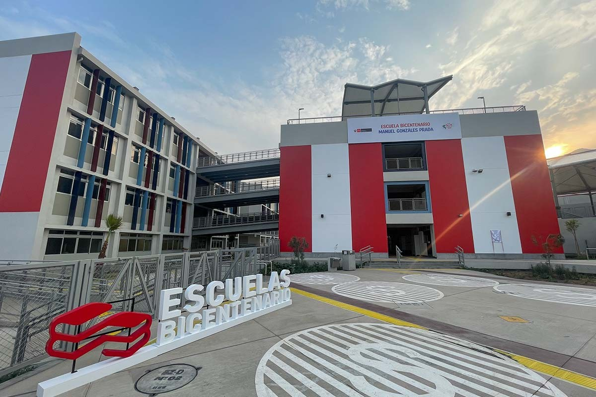 Escuela Bicentenario Manuel Gonzáles Prada